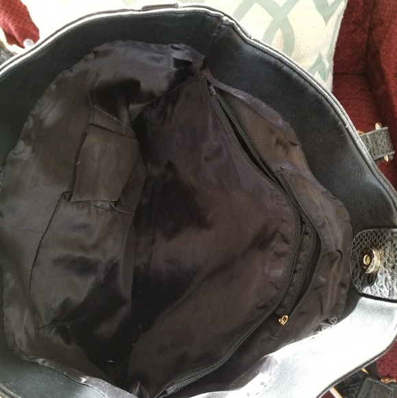 Purse - Picture 3 of 3